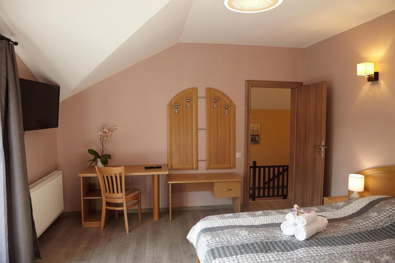 Apartament Rozelor Braşov Eksteriør billede