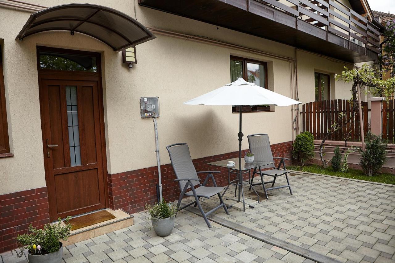 Apartament Rozelor Braşov Eksteriør billede