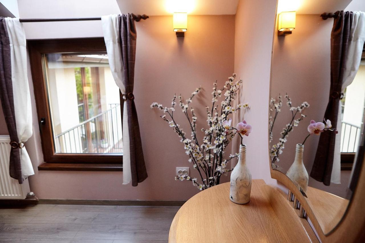 Apartament Rozelor Braşov Eksteriør billede