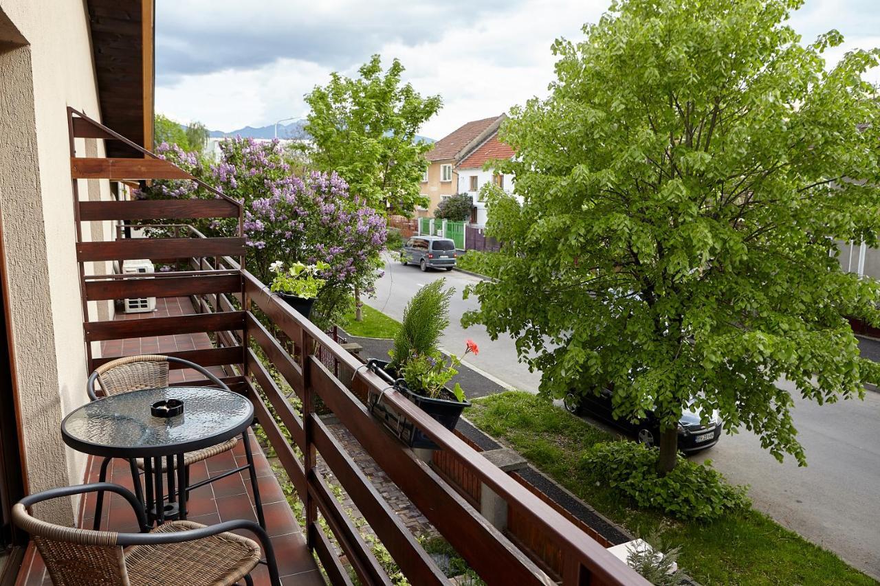 Apartament Rozelor Braşov Eksteriør billede